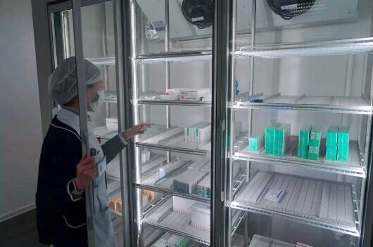 뉴스-CBFI-레플레니싱 백신 냉장고 룸 IMG